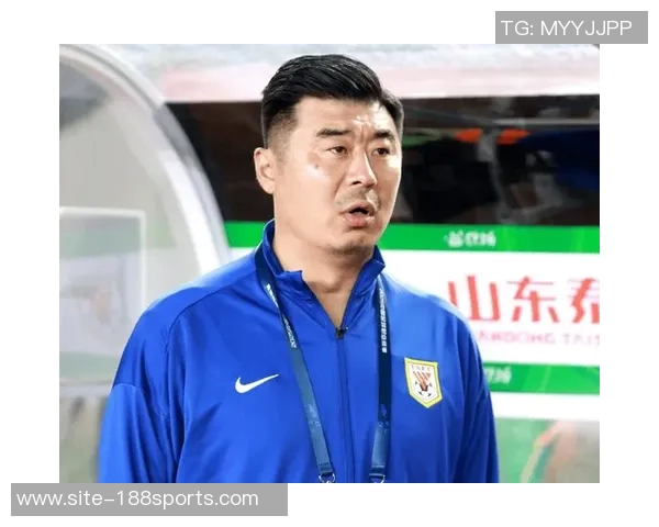 鲁媒报道韩鹏率山东U20队抵达广东泰山队临时教练人选仍未确定