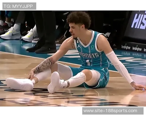 拉梅洛鲍尔因脚踝不适提前离场本场比赛将无法继续参赛