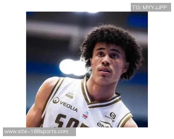 特拉奥雷在NBA赛场表现不佳中国解说员直言其状态令人失望 特拉奥雷在NBA赛场表现不佳中国解说员直言其状态令人失望