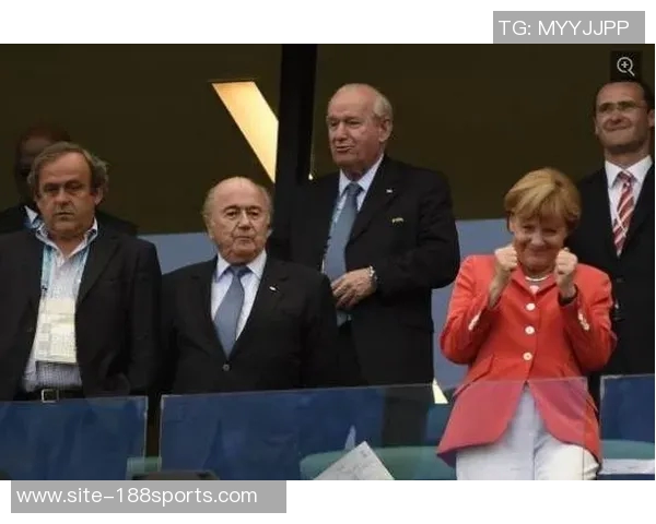 意副总理现场观德比感慨周围150名内拉庆祝时保持克制